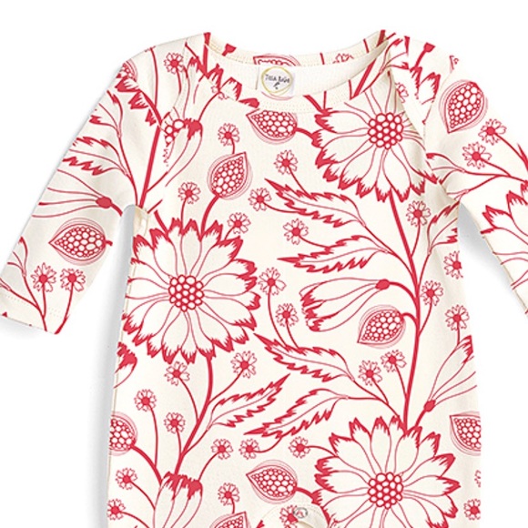 ▪️Red Floral Newborn Playsuit - Picture 3 of 3